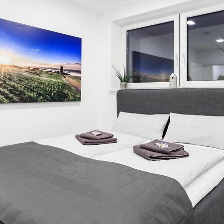 Auszeit Apartment Westend Фридрихсхафен Экстерьер фото